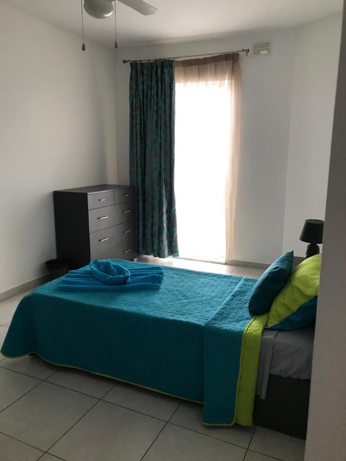 Ocean Pearl No4 Apartment St. Paul's Bay
